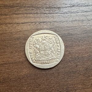 AND Silver-Tone 5 Rand Antelope Coin